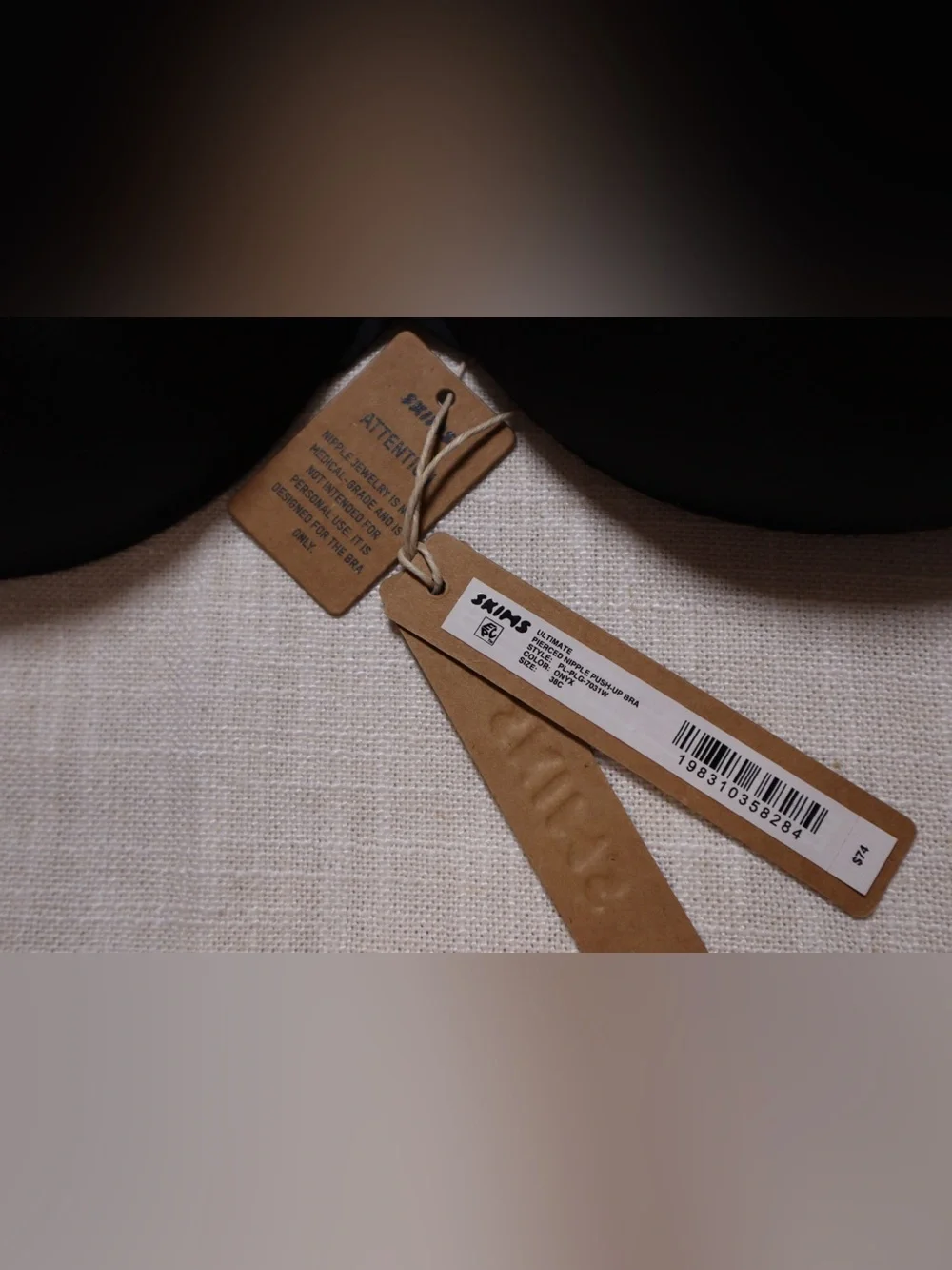 SKIMS Ultimate Pierced Nipple Push-Up Bra 38C RARE - Picture 5 of 6
